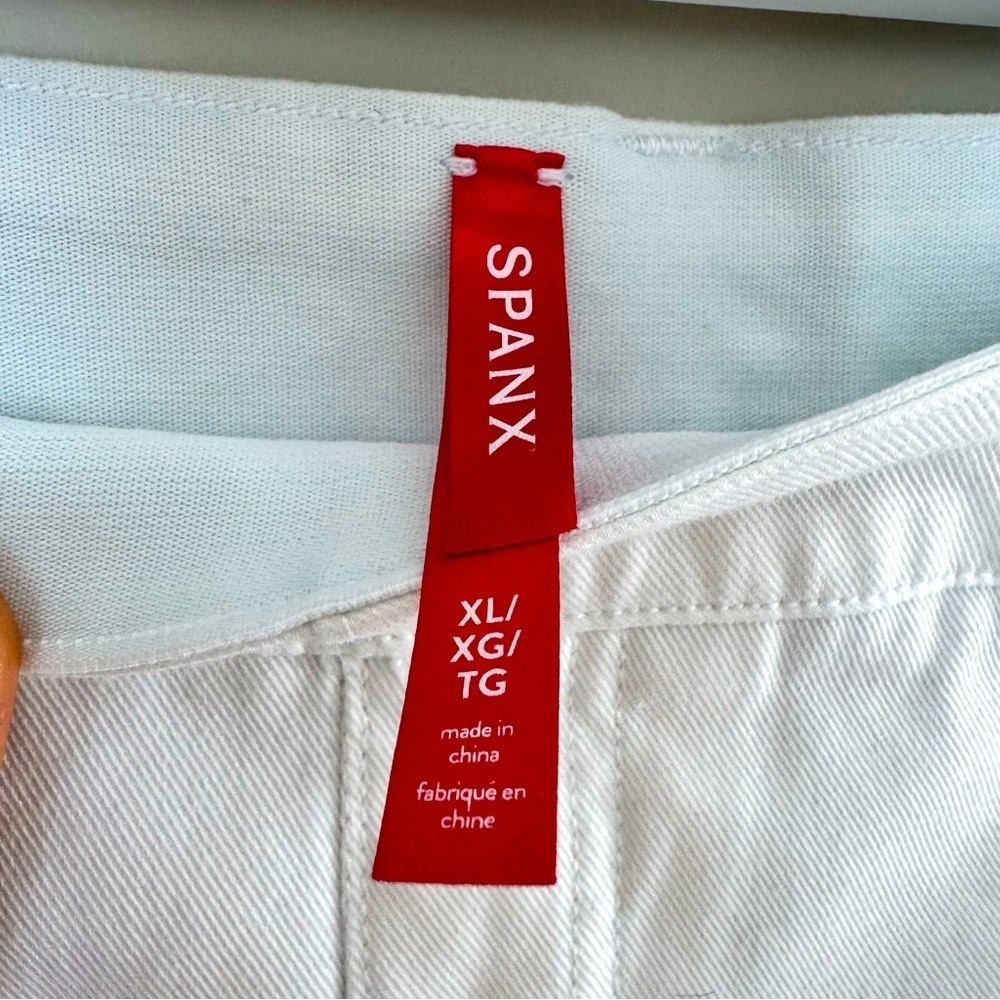SPANX Stretch Twill Shorts size XL white - Picture 7 of 13